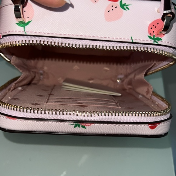 Kate Spade Crossbody - Picture 3 of 8